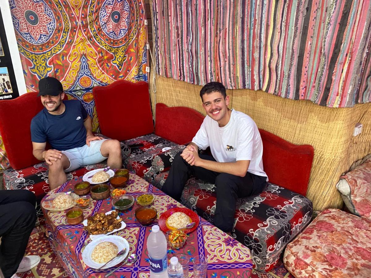 Bed and Breakfast Jana Pyramids View In 3 Kafret el-Gabal Exteriér fotografie