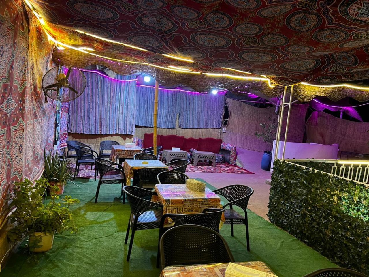 Bed and Breakfast Jana Pyramids View In 3 Kafret el-Gabal Exteriér fotografie