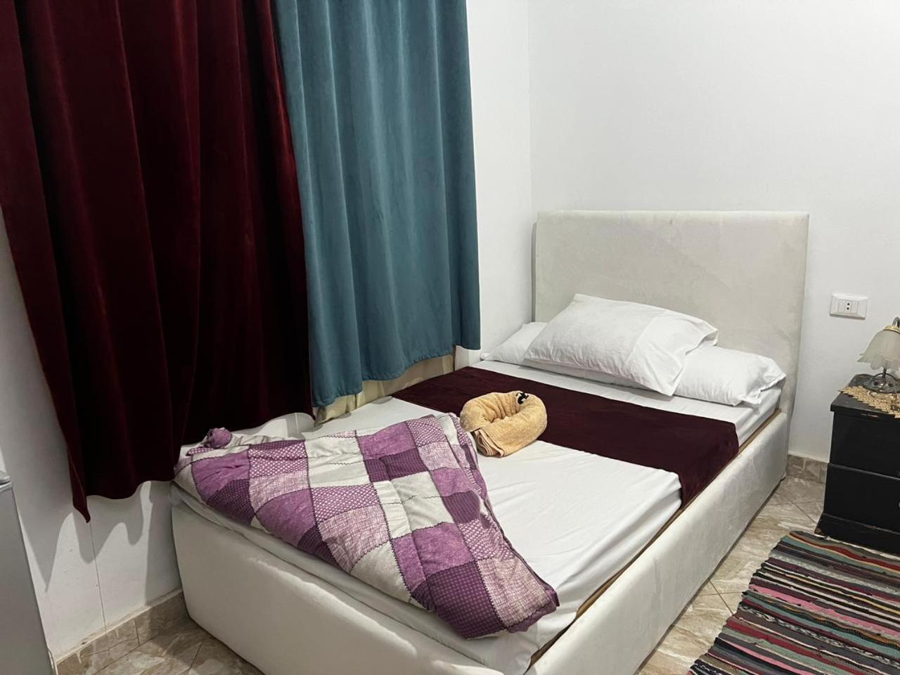 Bed and Breakfast Jana Pyramids View In 3 Kafret el-Gabal Exteriér fotografie