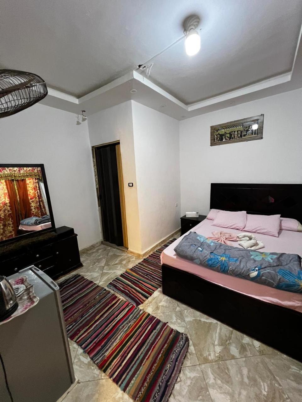 Bed and Breakfast Jana Pyramids View In 3 Kafret el-Gabal Exteriér fotografie