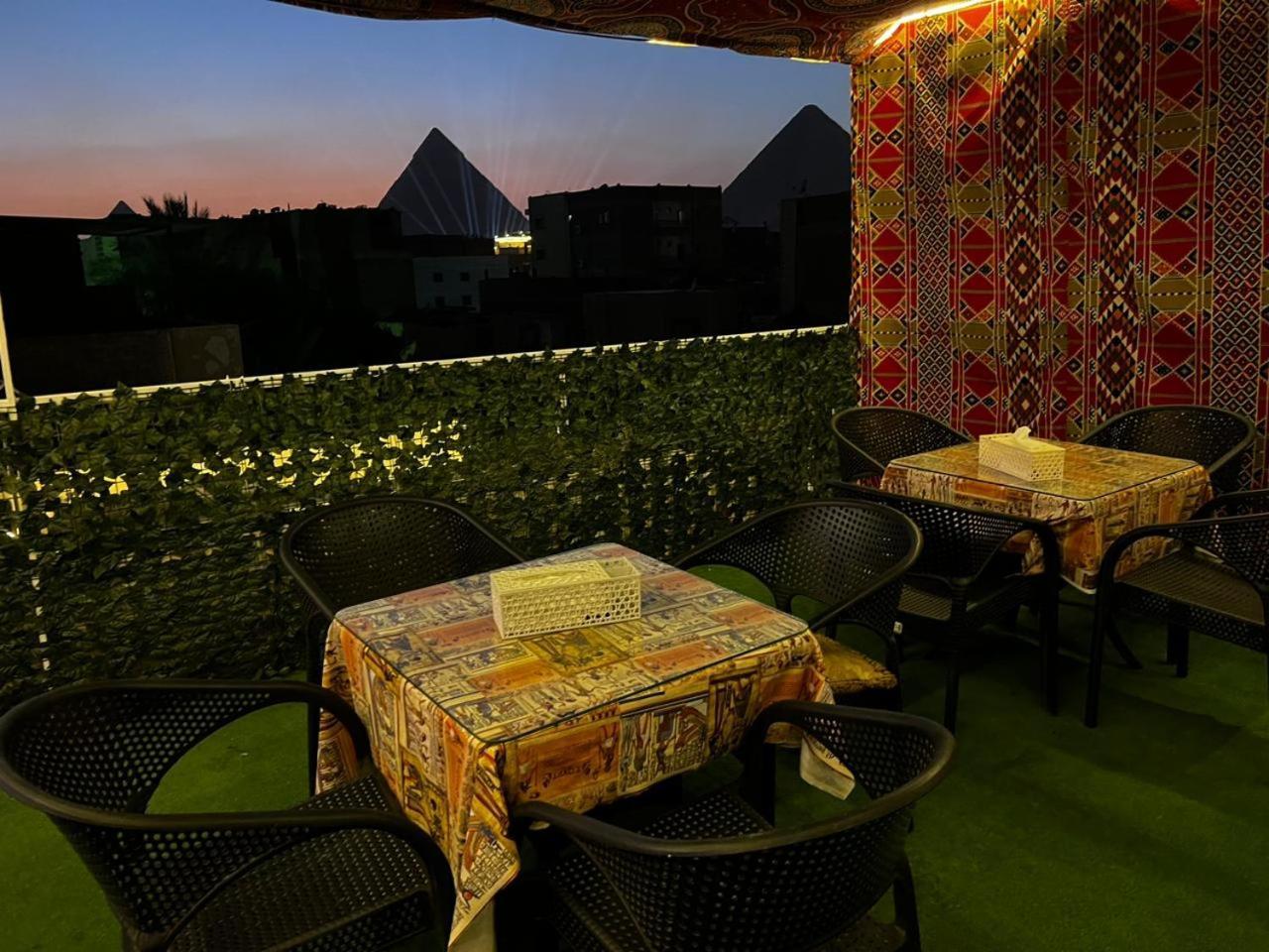 Bed and Breakfast Jana Pyramids View In 3 Kafret el-Gabal Exteriér fotografie